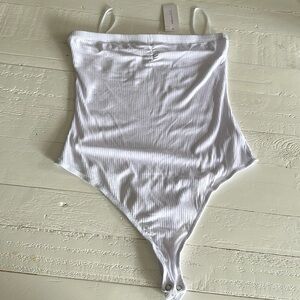 SWS essentials size medium bodysuit halter white NWT